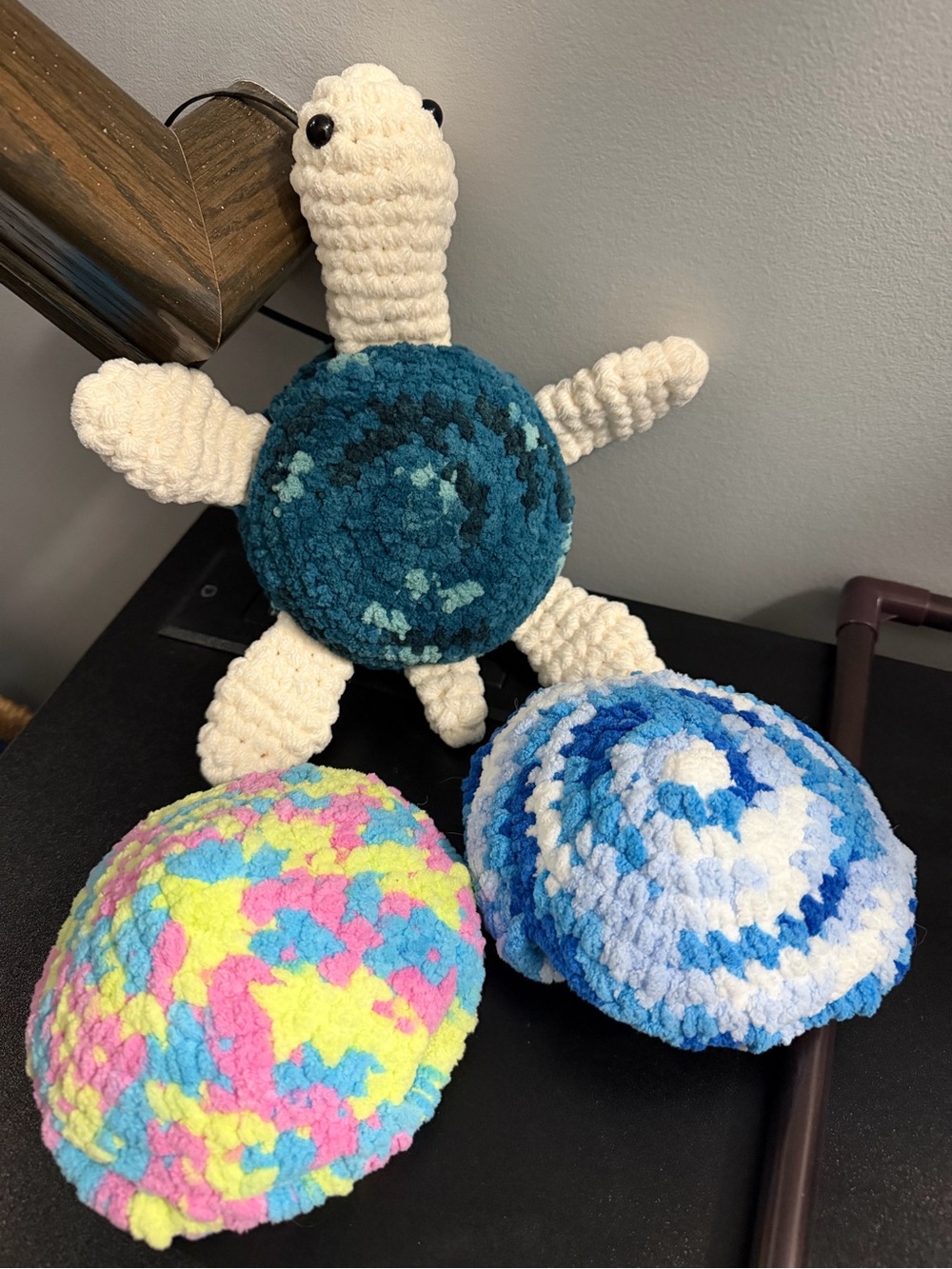 Plush Crochet Turtle with Multicolor/changeable Shells